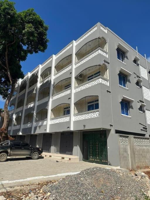 Grey Pearl Apartments Where Raha Is Also Our Priority Malindi Zewnętrze zdjęcie